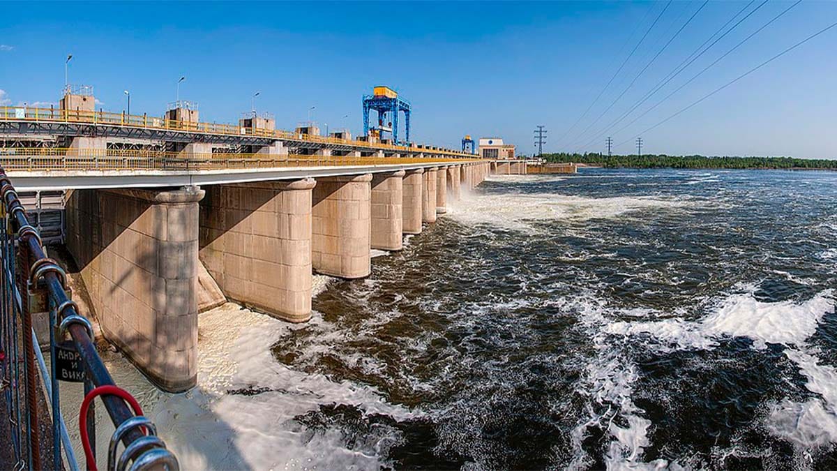 The Kakhovka dam: How we know the Russians were to blame