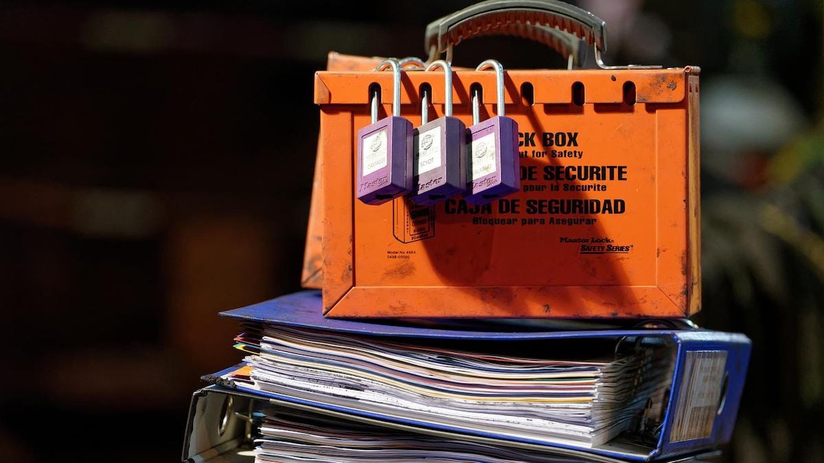Thou shalt not steal: Theft and the Presidential Records Act