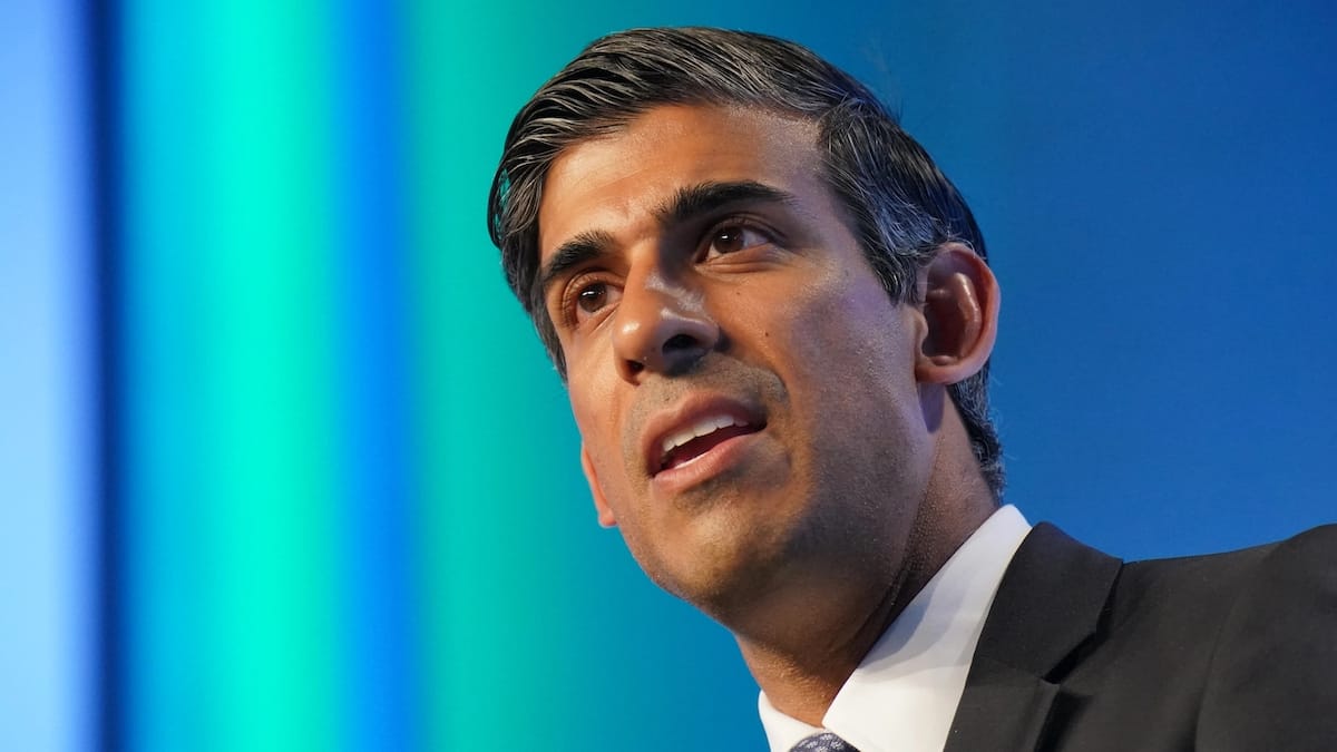 Sunak moves to the right with a war on 'woke'